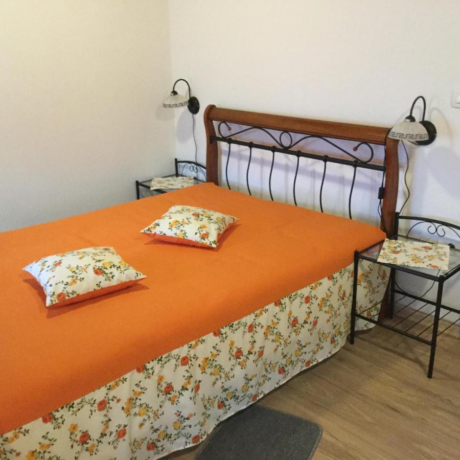 Apartmaji Kumar Smartno Luaran gambar